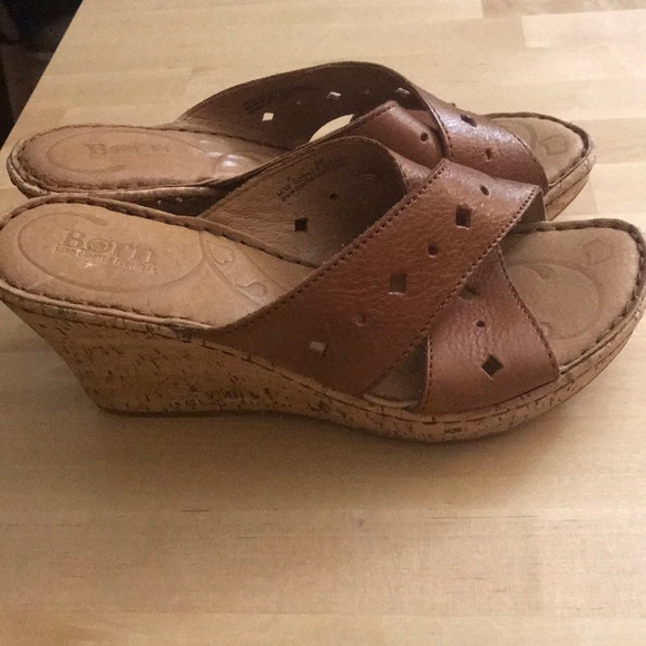 Born Hand Crafted wedges, Worn only in store - Picture 2 of 3
